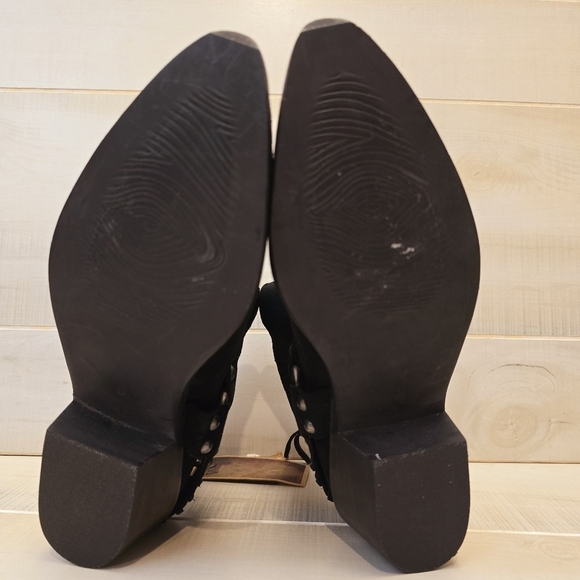 {6} NWT Vintage 7 Alameda Black Suede Western Buckle Ankle Booties - Picture 13 of 15
